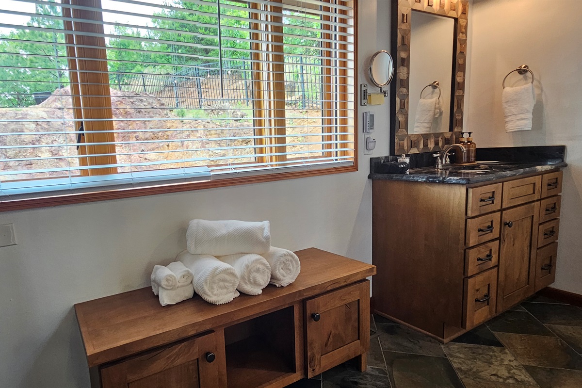 You don't even have to close the blinds if you don't want to. You are on the top of the mountain by yourself. Where else can you do that in the Smoky Mountains? Did I mention the floors are heated to? 🤗