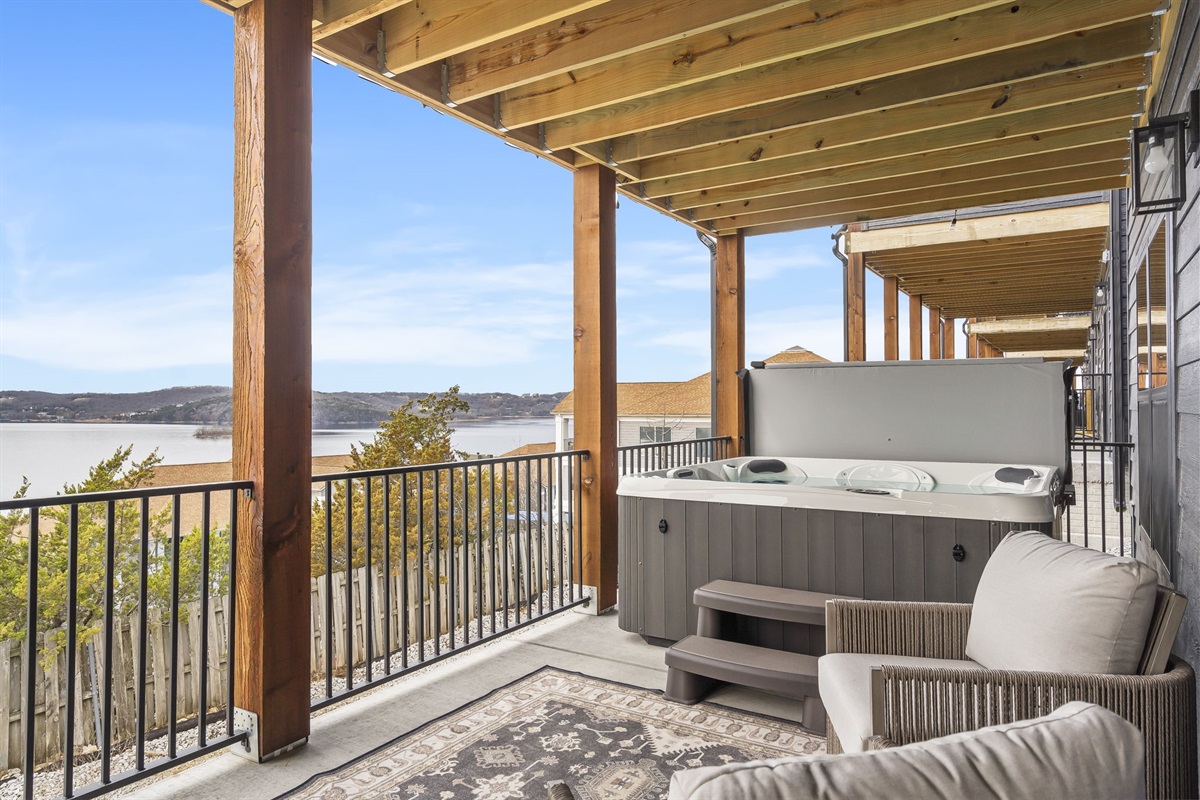 Hot tub with Table Rock views for days!