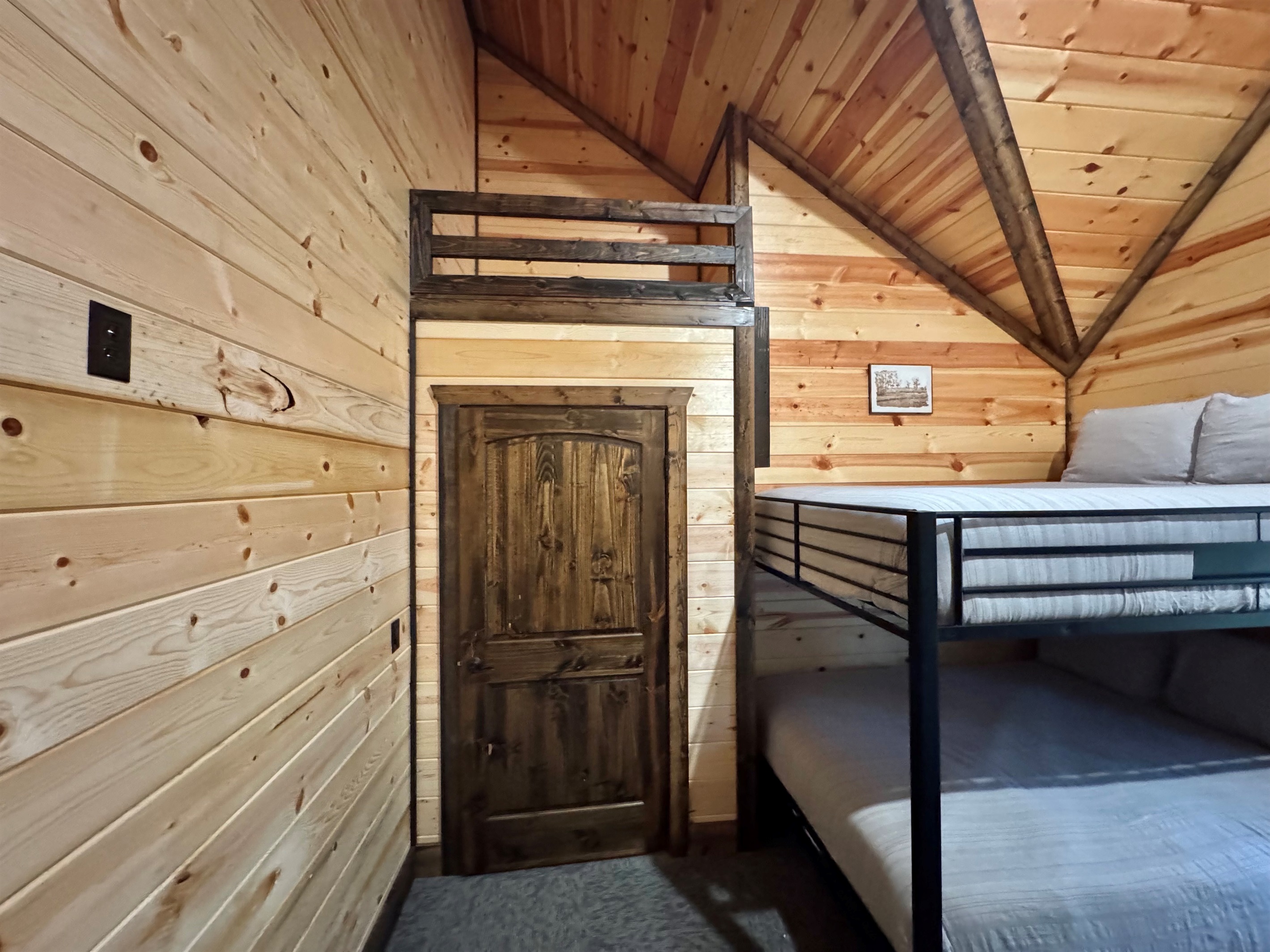 Built for laughter and late-night stories — a cozy bunk room everyone will love.