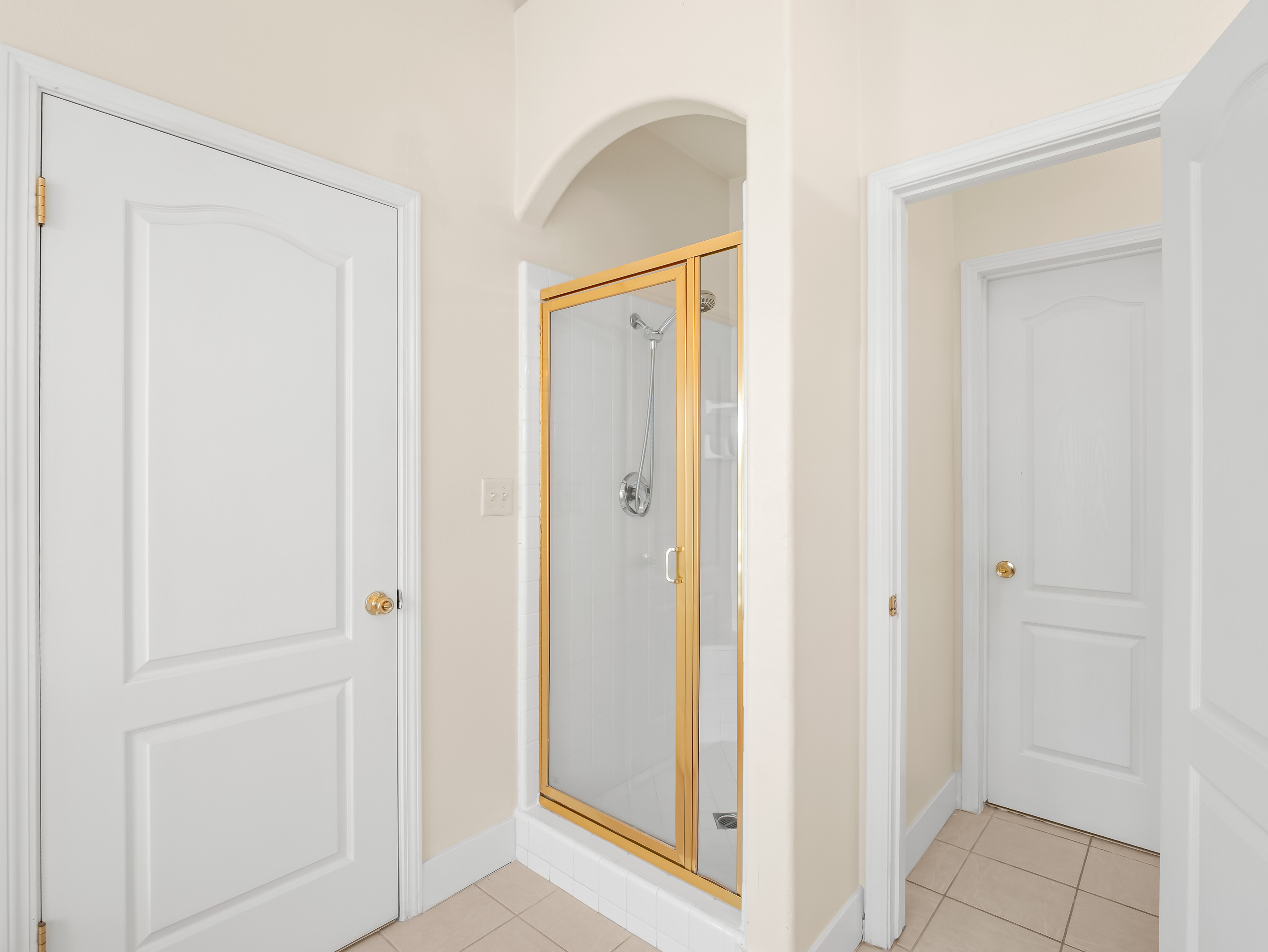 A roomy walk-in shower, and ample counter space. The perfect place to refresh and recharge.
