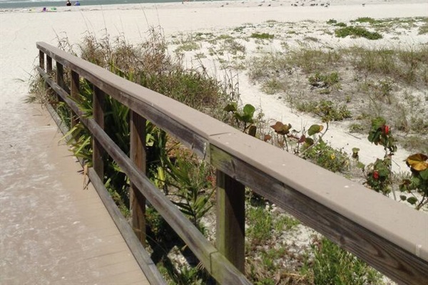 Beautiful view of Indian Shores Beach 