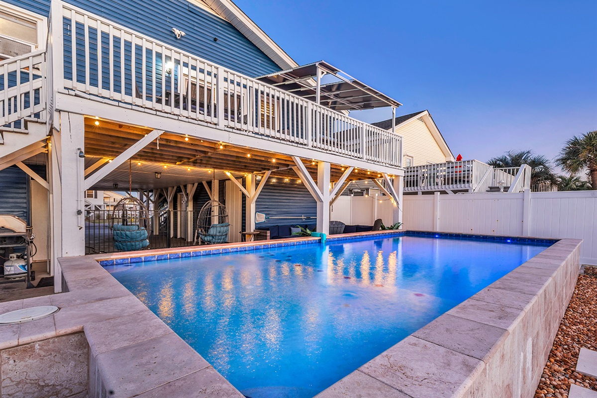 Pool Beach/Shallow area