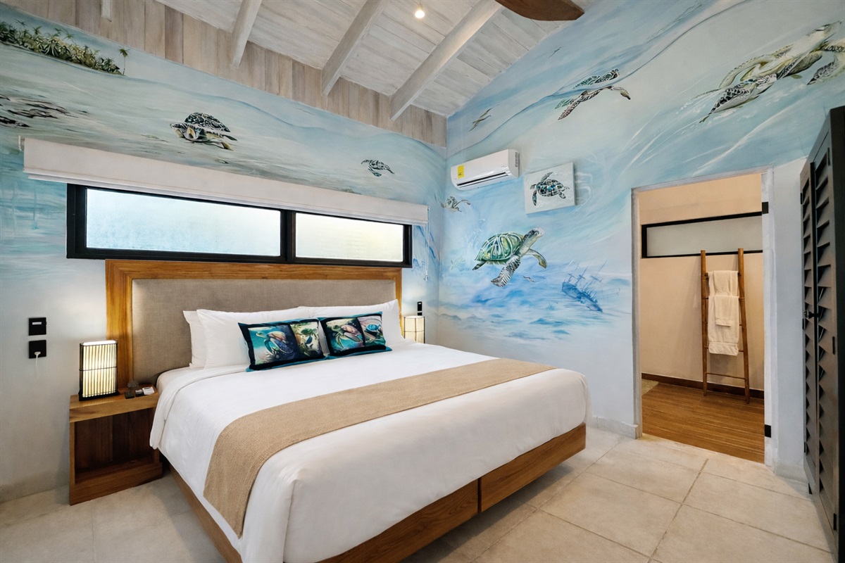 Guest Suite 3 King Bed or 2 Twins 