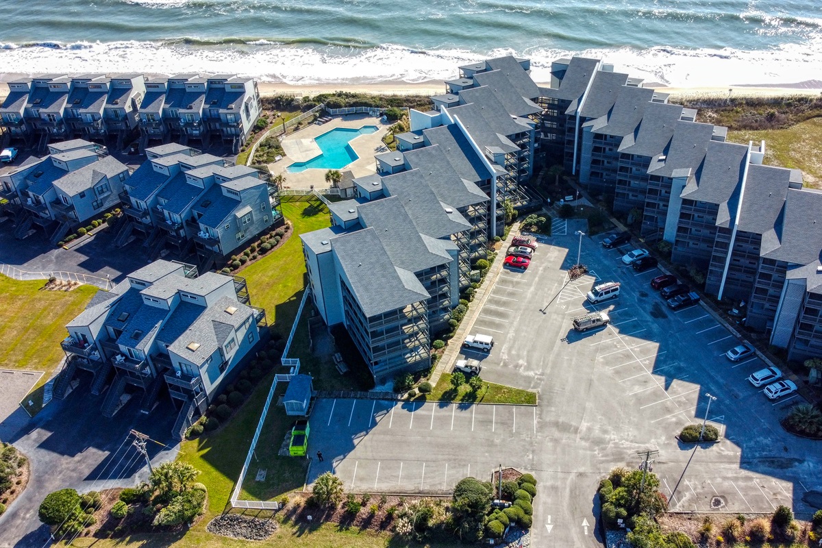 Shipwatch Villas parking area