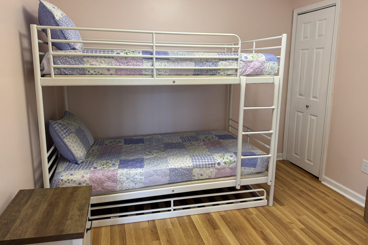 Bunk bed room