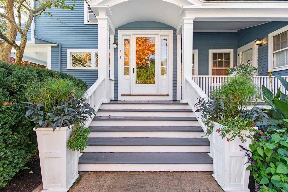 Welcome to Harbor Breeze Condo