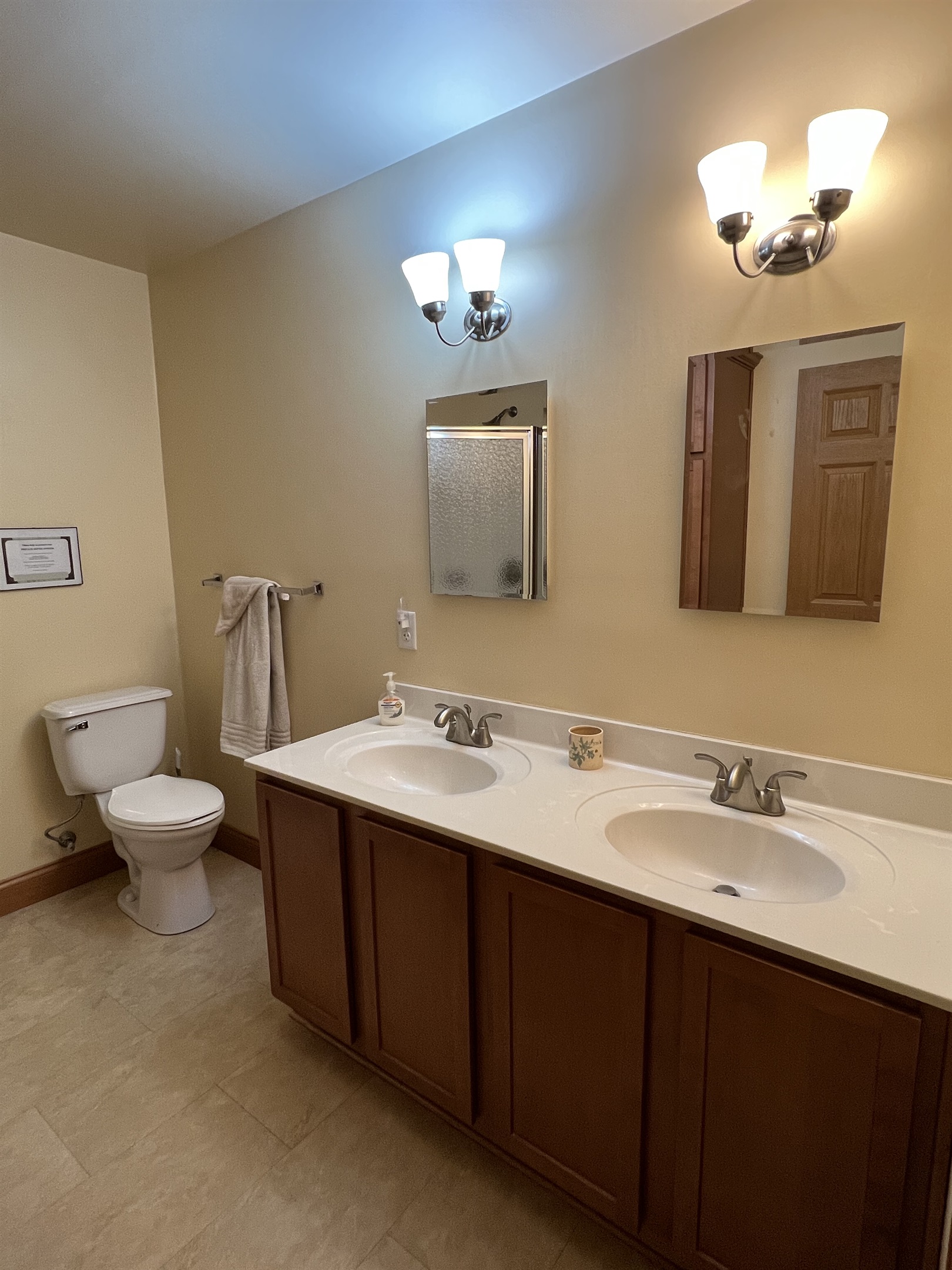 1st floor bath with shower