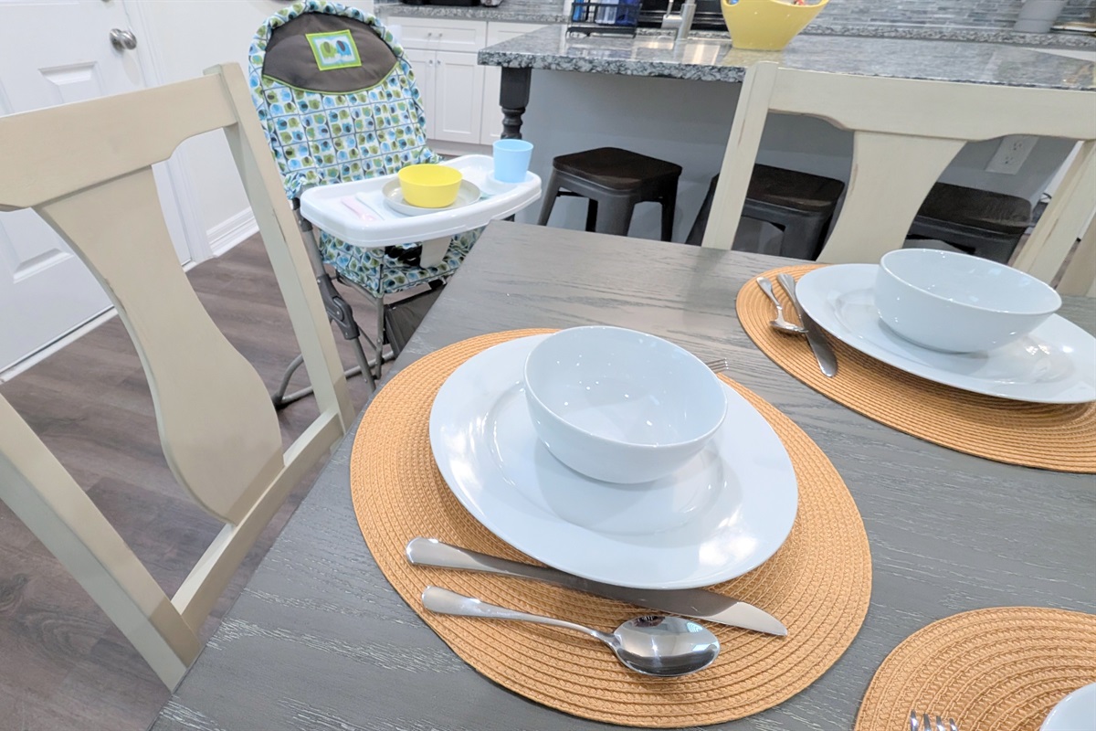 High chair and kid-friendly dining supplies are stocked for our smallest guests. 