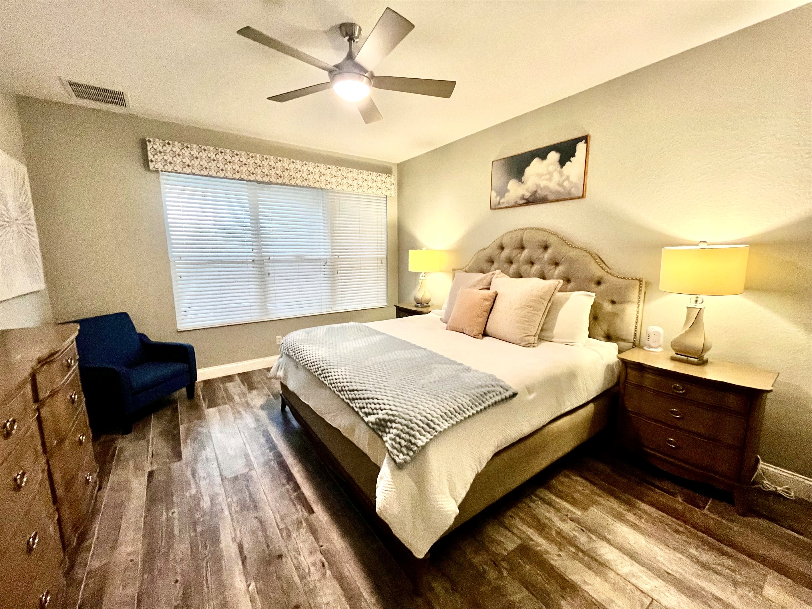 Master King Bedroom