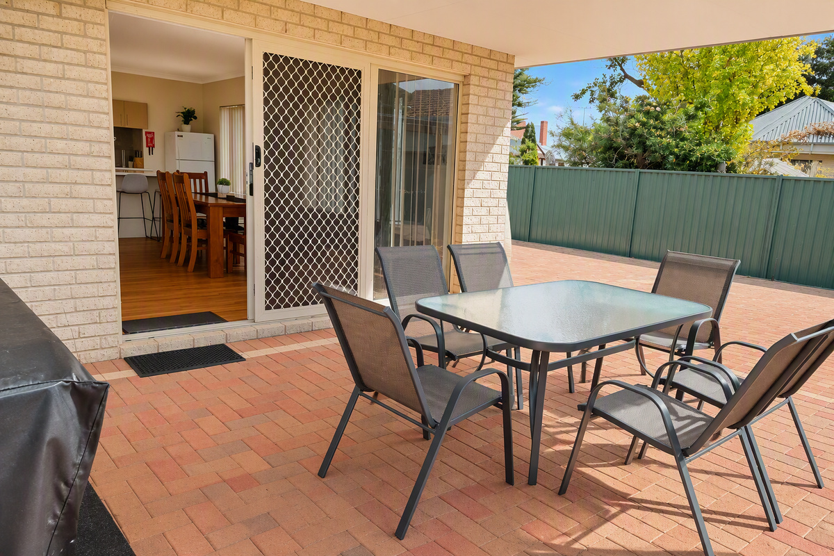 Outdoor Entertaining with BBQ