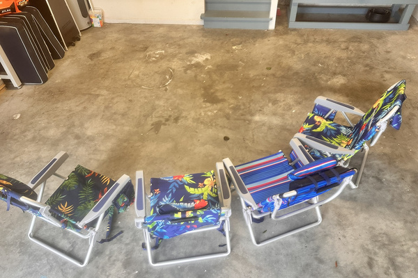 Beach Chairs (4)