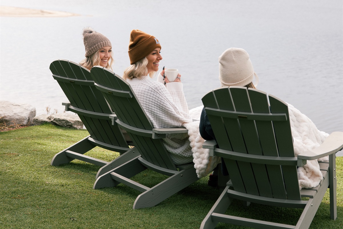 Perfect getaway Create lasting memories enjoying the peaceful waterfront.