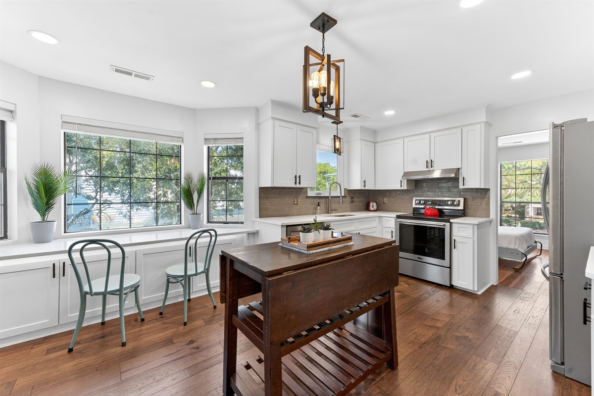 Kitchen with island