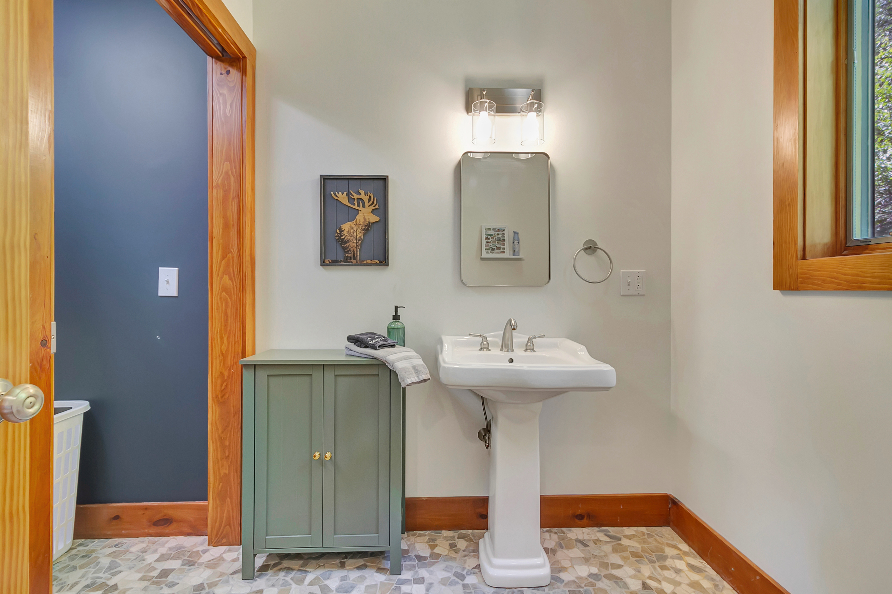 Second level half batch with attached laundry room