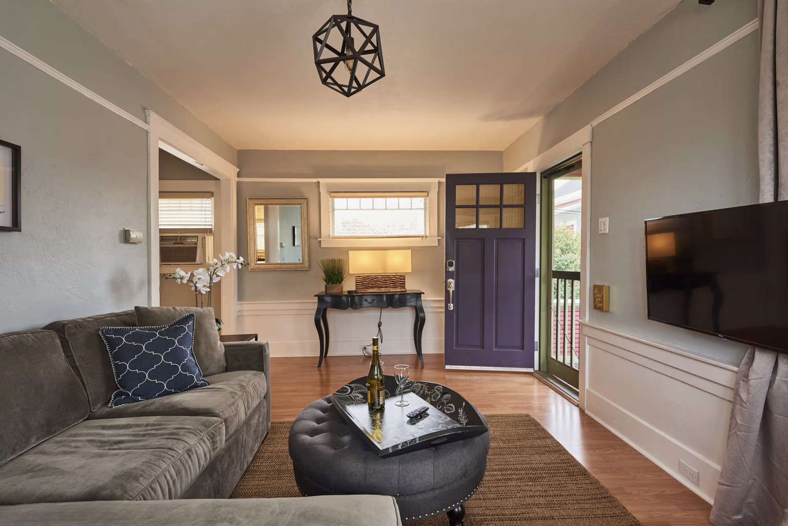 Private Entry and Porch