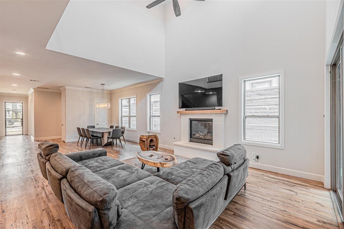 Spacious living room with designer finishes in Preston Hollow Dallas