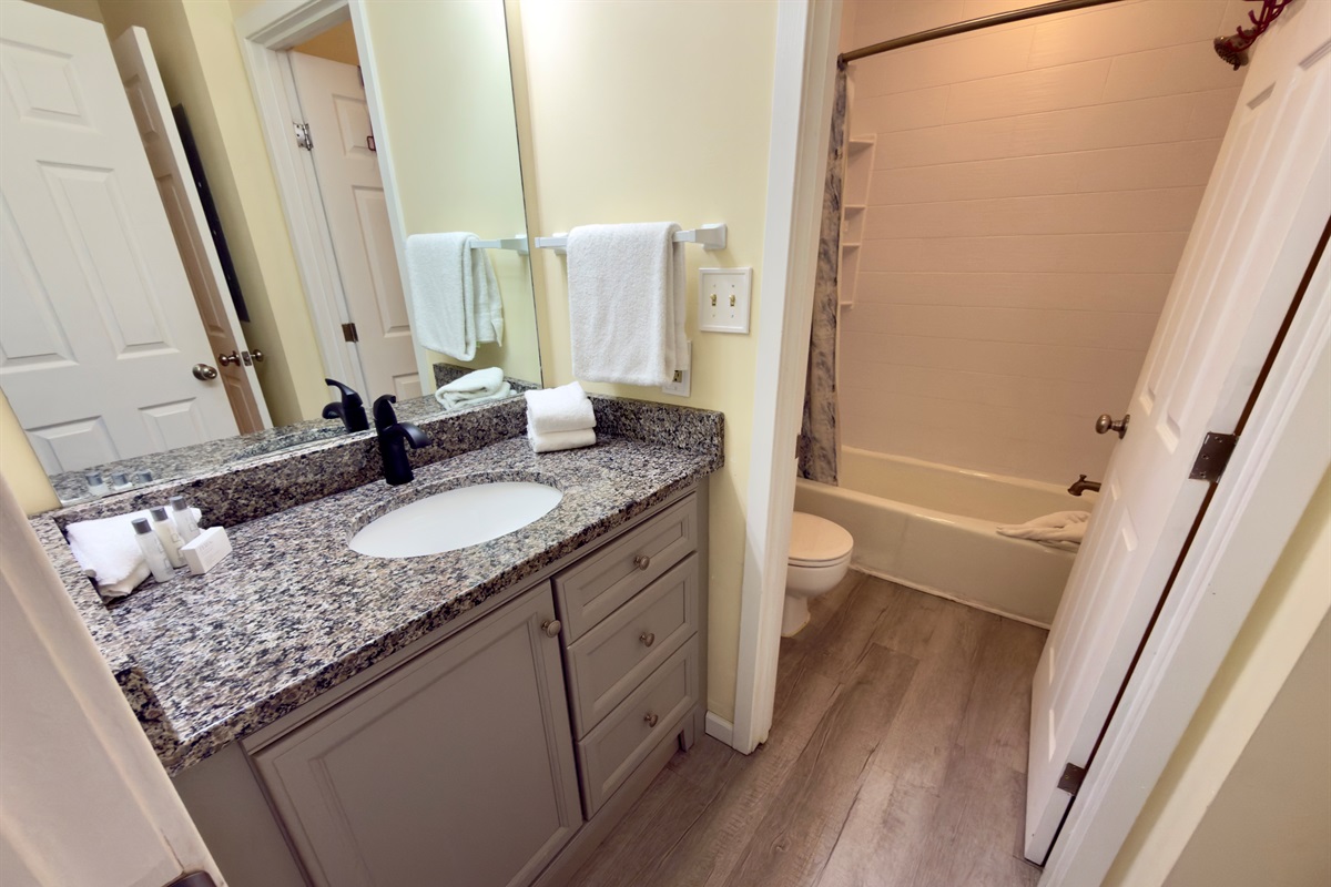2nd Bathroom