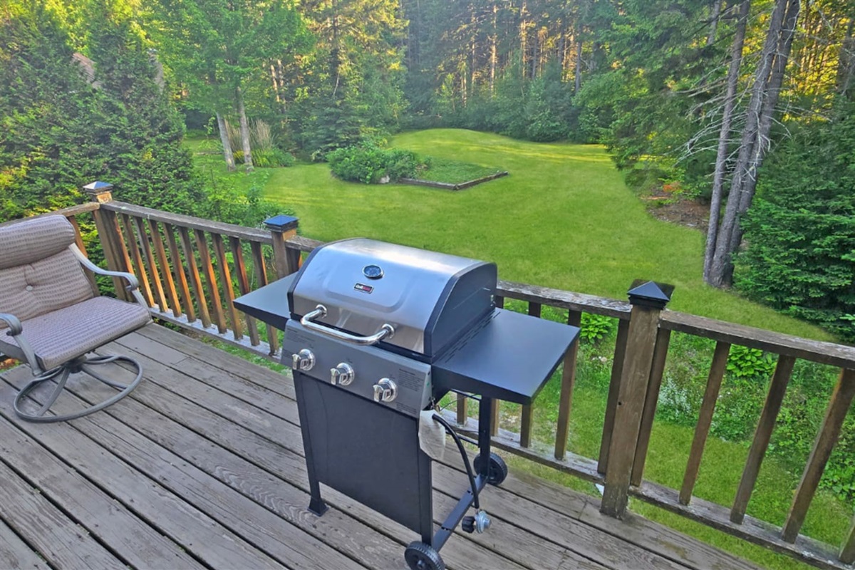 Enjoy a little more privacy on the deck of the second home on the property! 