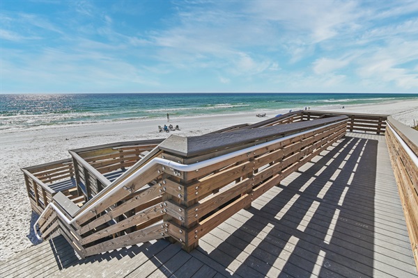 One Seagrove Place Beach Access. Only 5-10 minute walk from the front door! Ramp for wagon! Shower wash station.