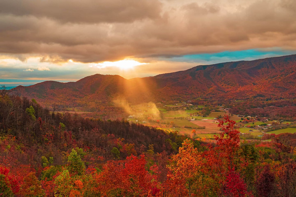 Wears Valley in the fall, seen from the first level, Tanasi Lodge