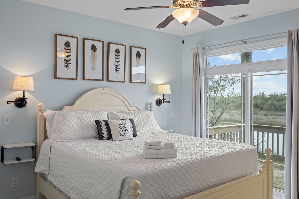 Master bedroom with direct balcony access overlooking the intracostal