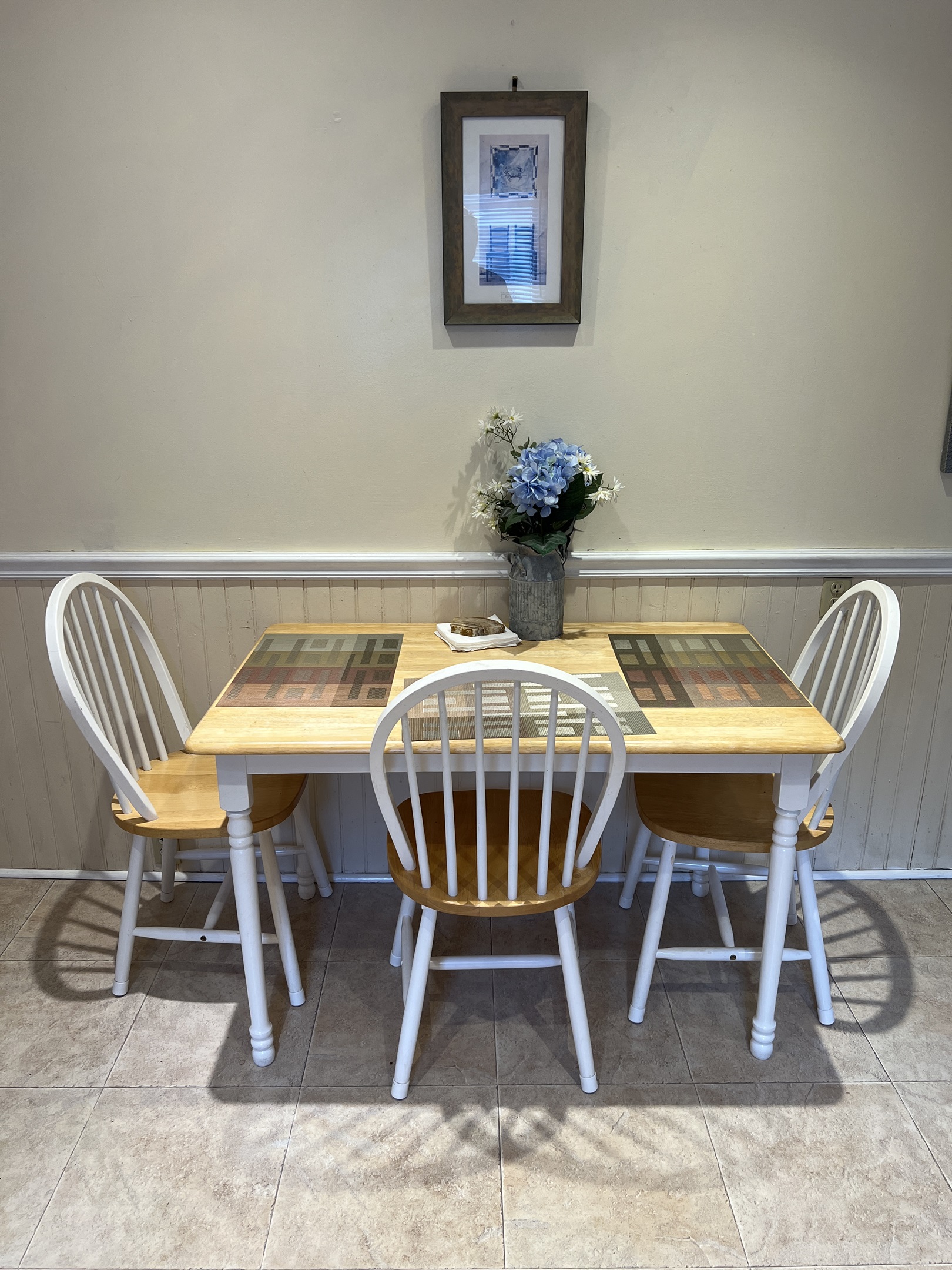 Eat-in Kitchen