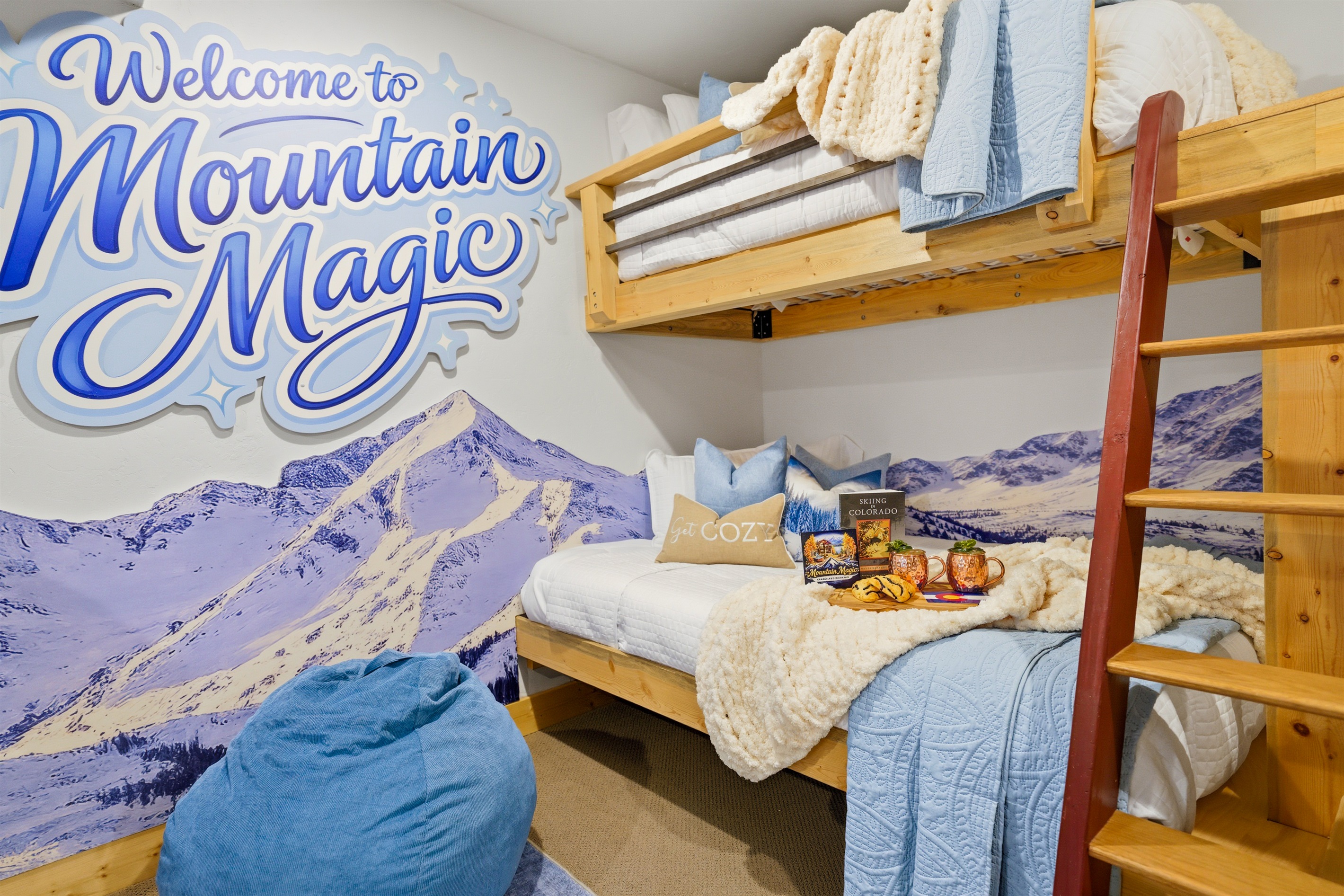 Downstairs, the atmosphere shifts to pure fun and relaxation.