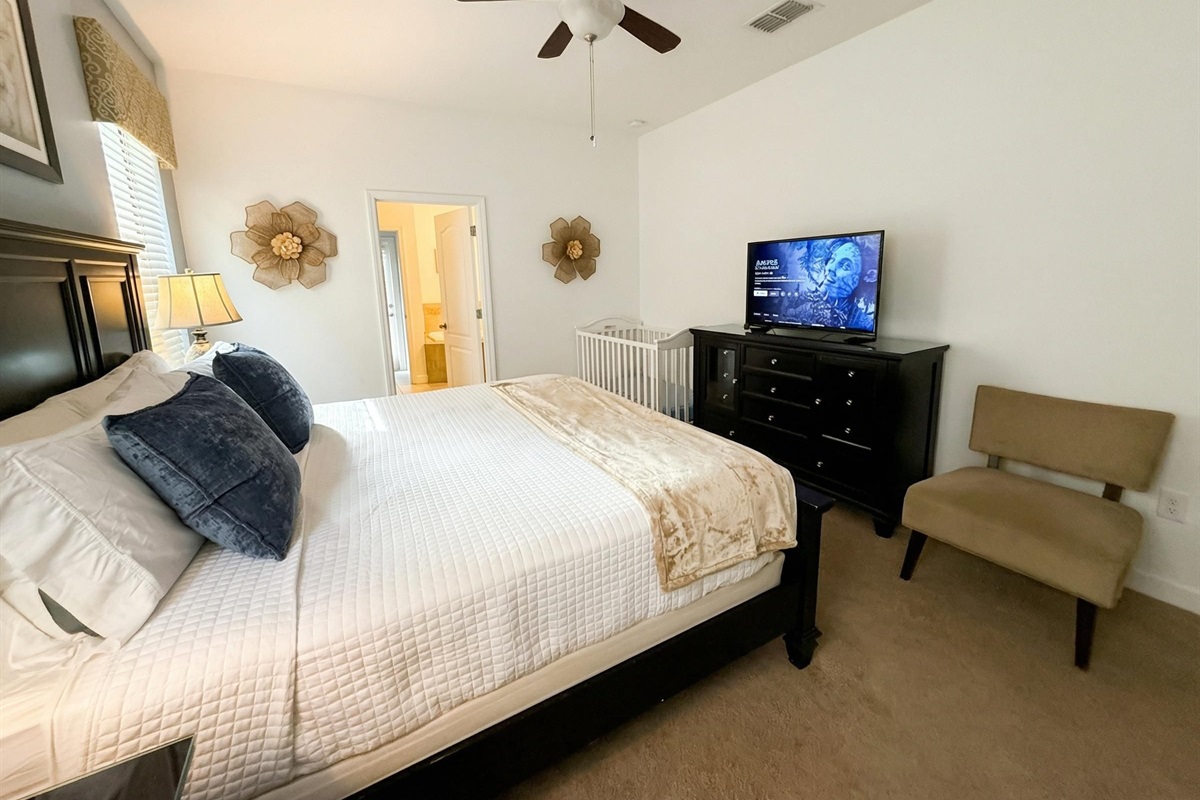 Bedroom 1 - Master Bedroom Downstairs with attached bathroom. King Bed