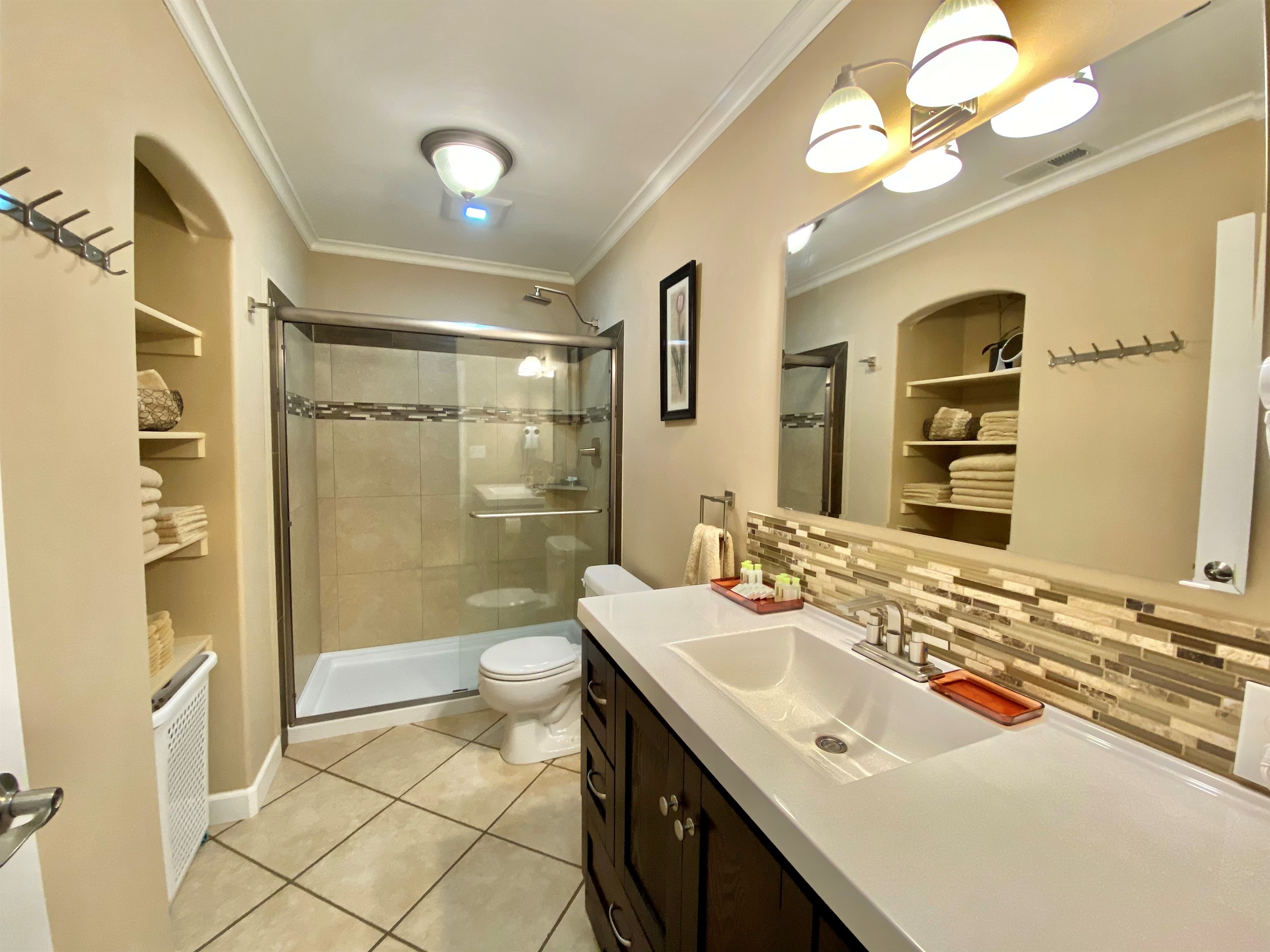 Guest Bath 5