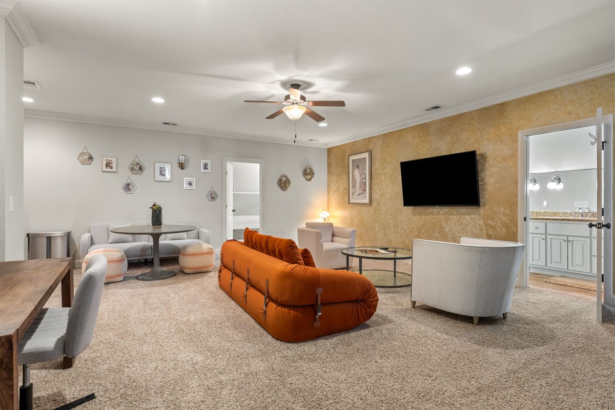 Talking about a Bonus Room!