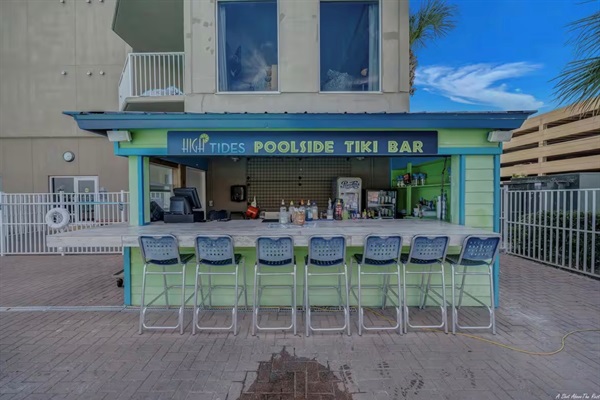 Poolside Tiki Bar