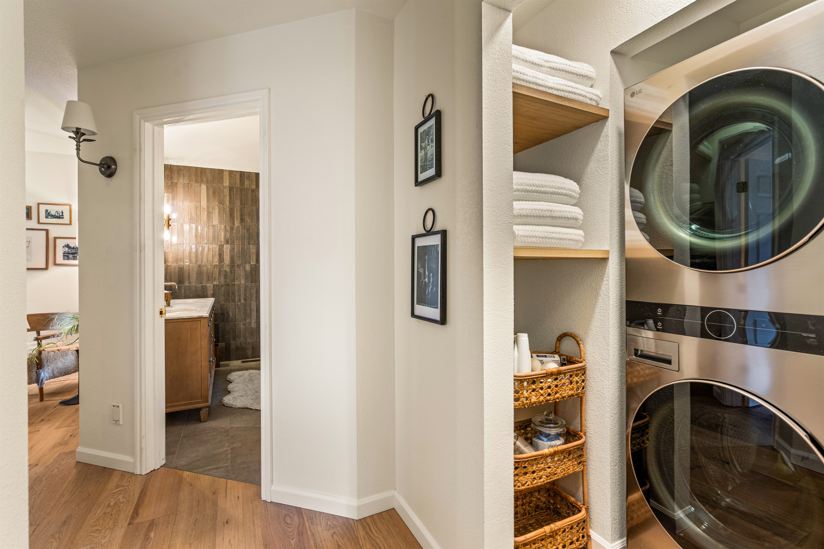 Laundry for longer stays. Supplies provided. Extra towels and linens as well.