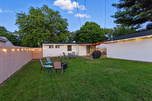The Huddle & Hangout - 3 Bedroom House Close to ND, photo 26