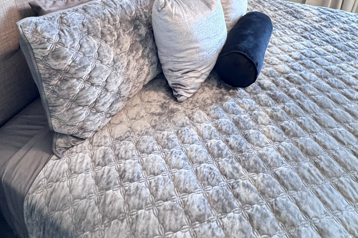 Quality bedding and soft linens