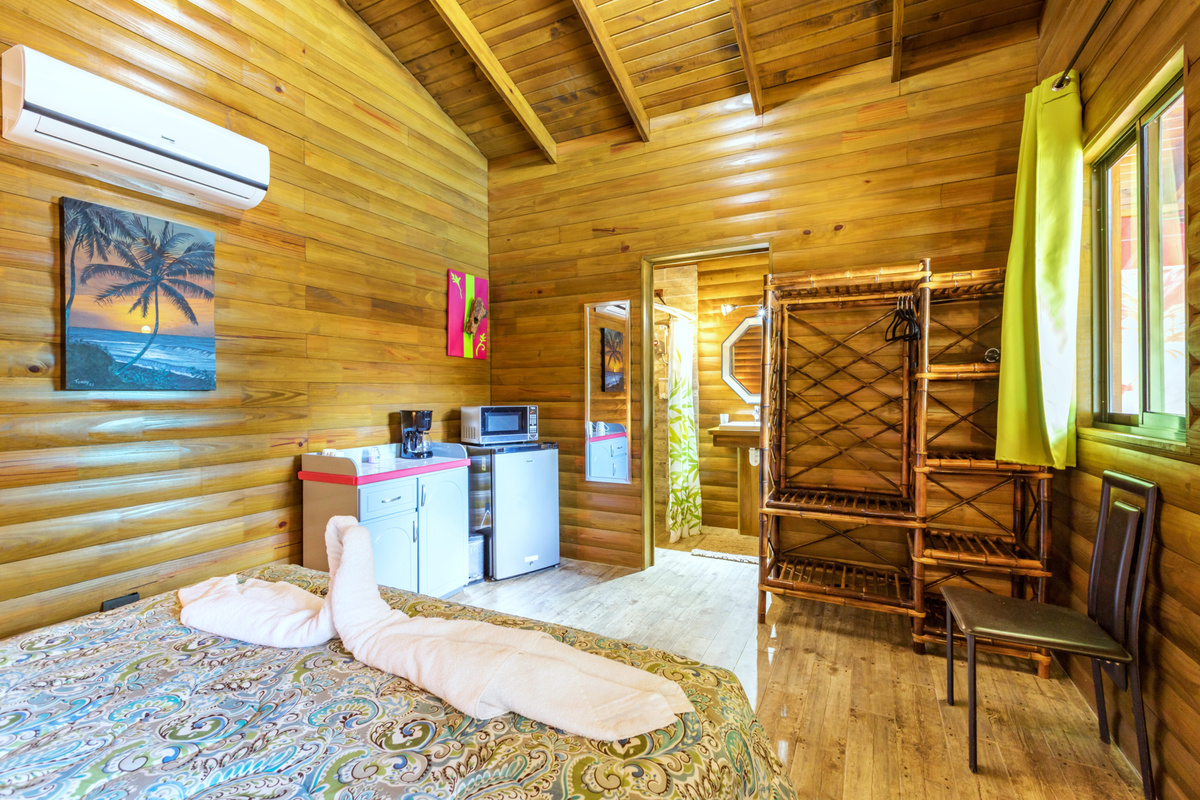 Cabina Bamboo Kitchenette