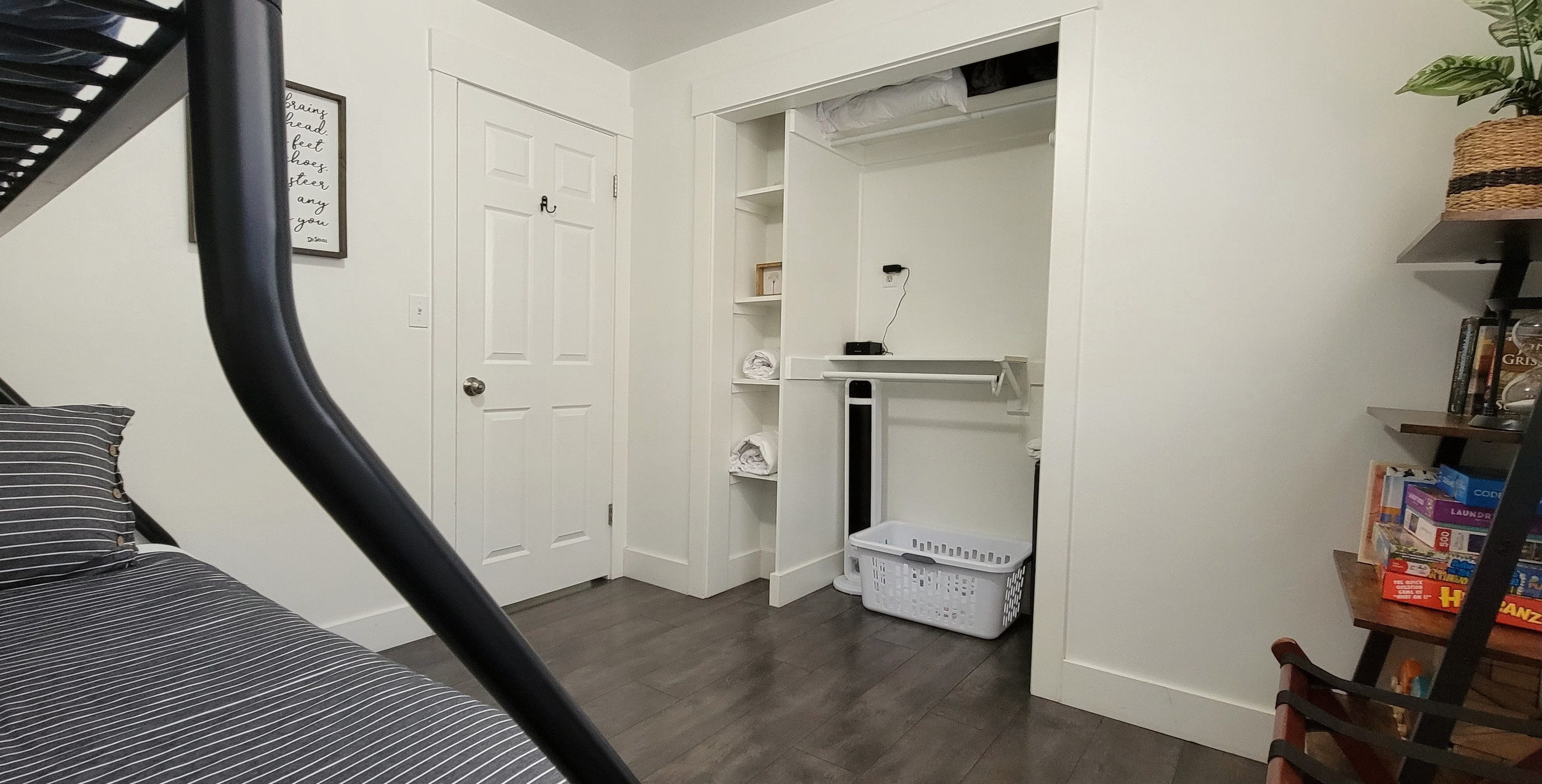 Closet space in the third bedroom