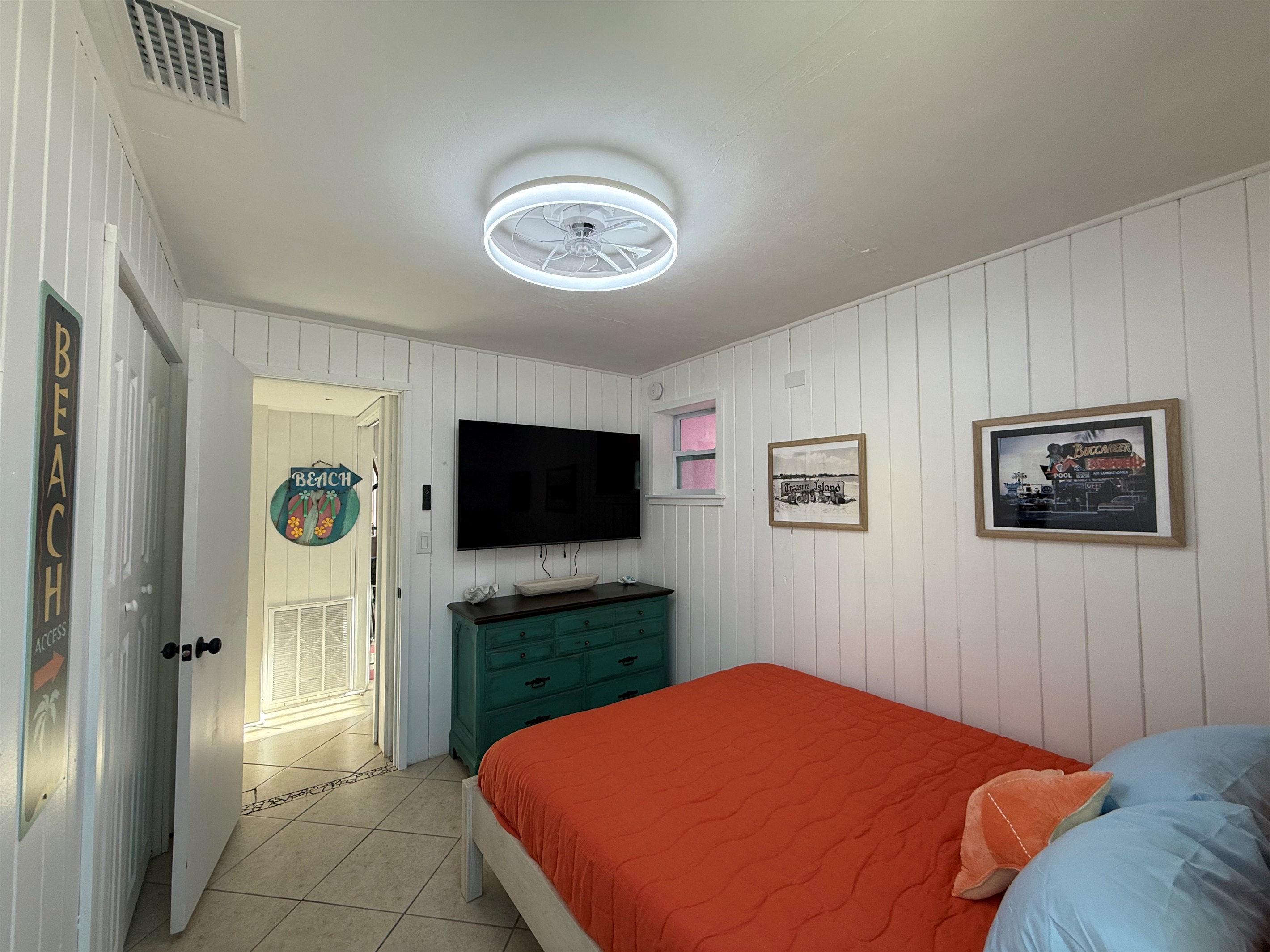 Bedroom #2 with Queen Bed