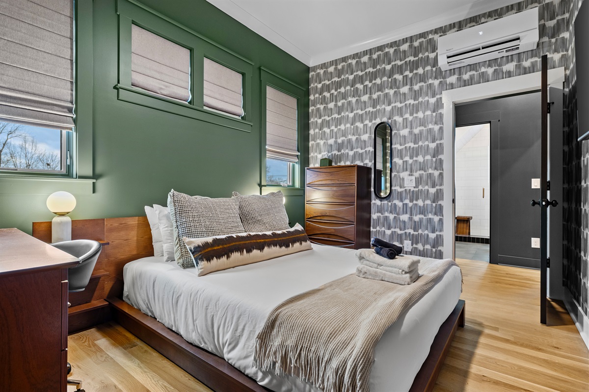 Comfort-forward sleeping with space to truly unpack.