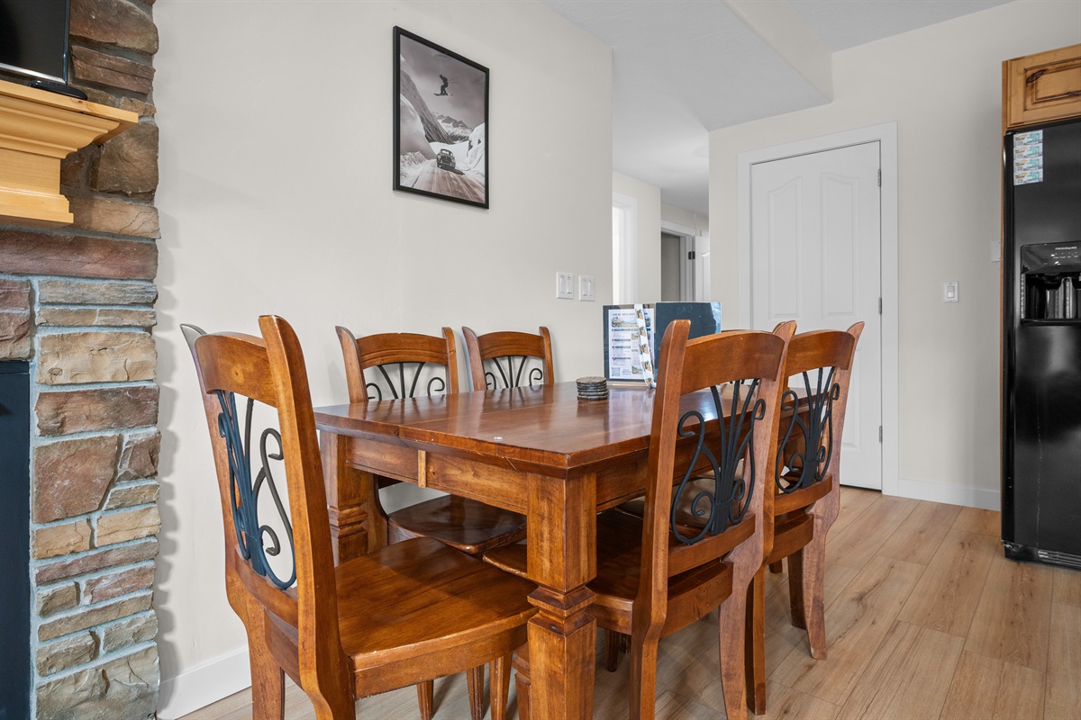 Dining area with seating for your group—ideal for meals or game nights.