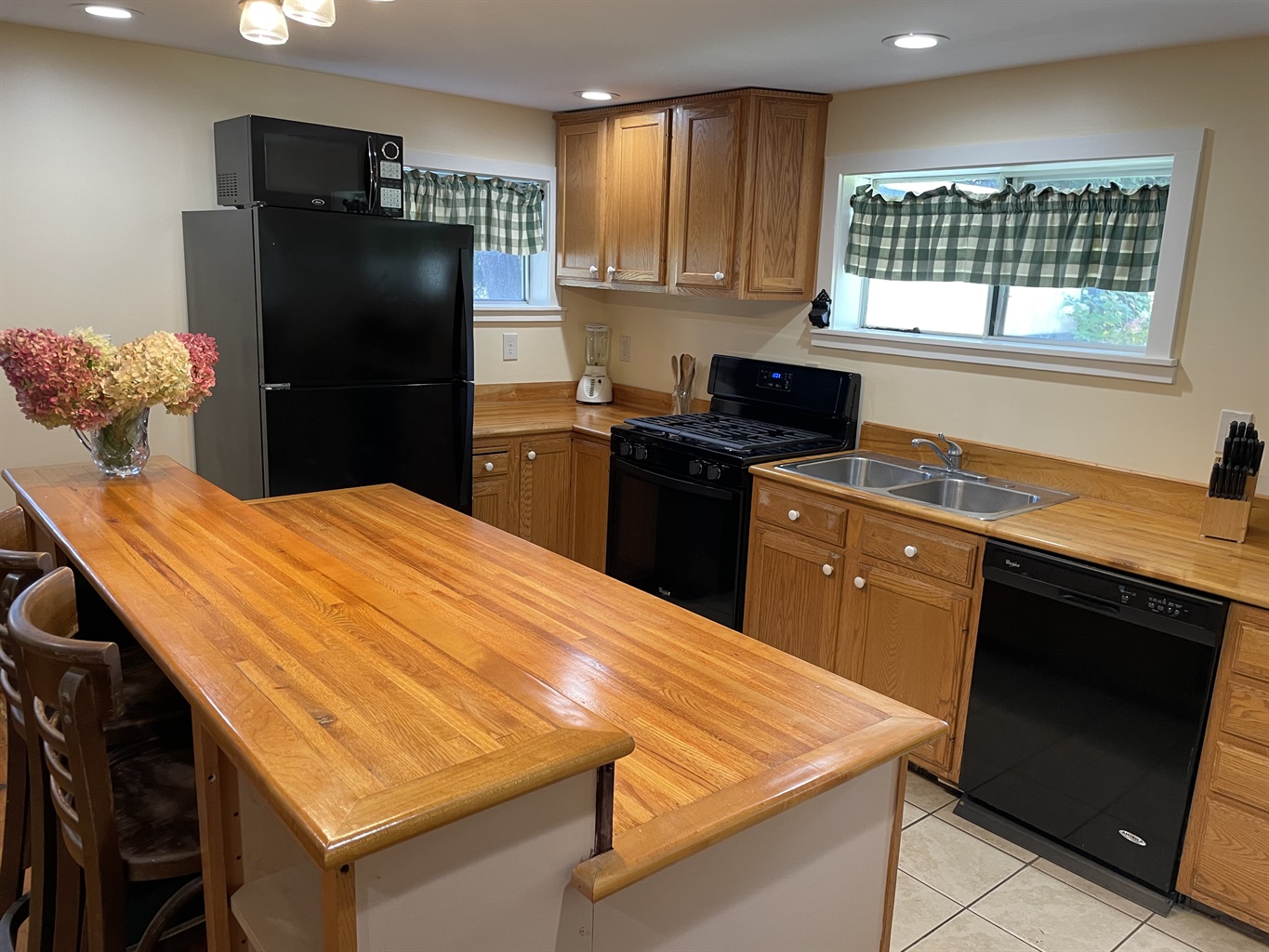 Eat-in Kitchen island