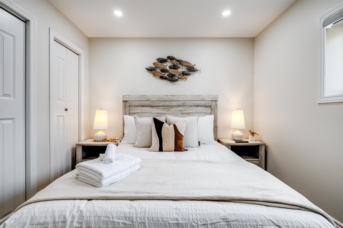 Queen Bedroom