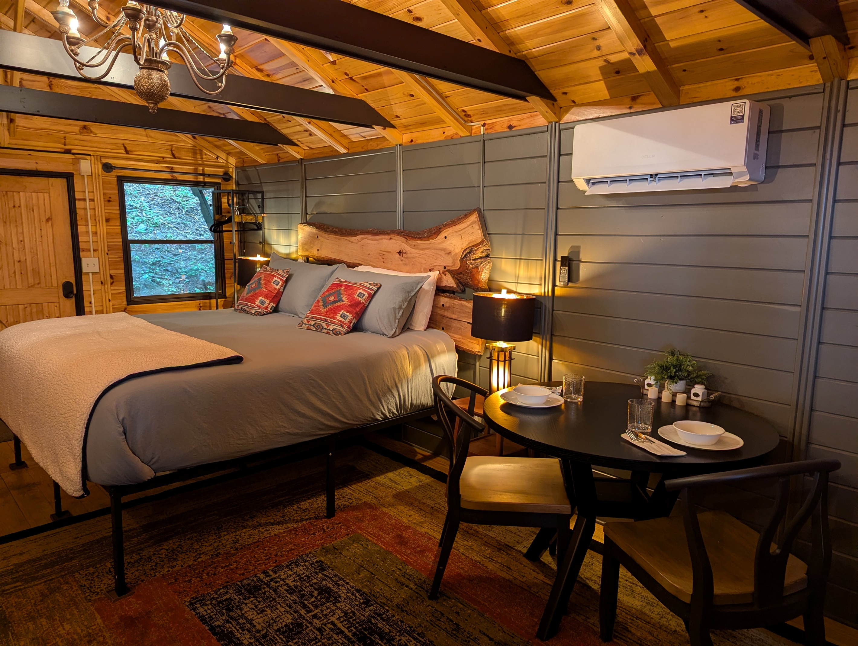 King Bed and dining area