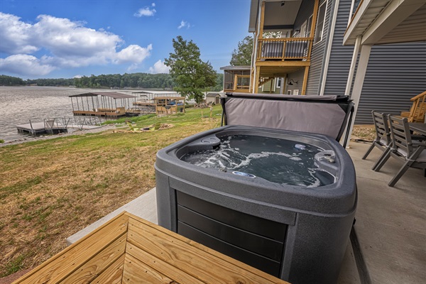 Hot tub