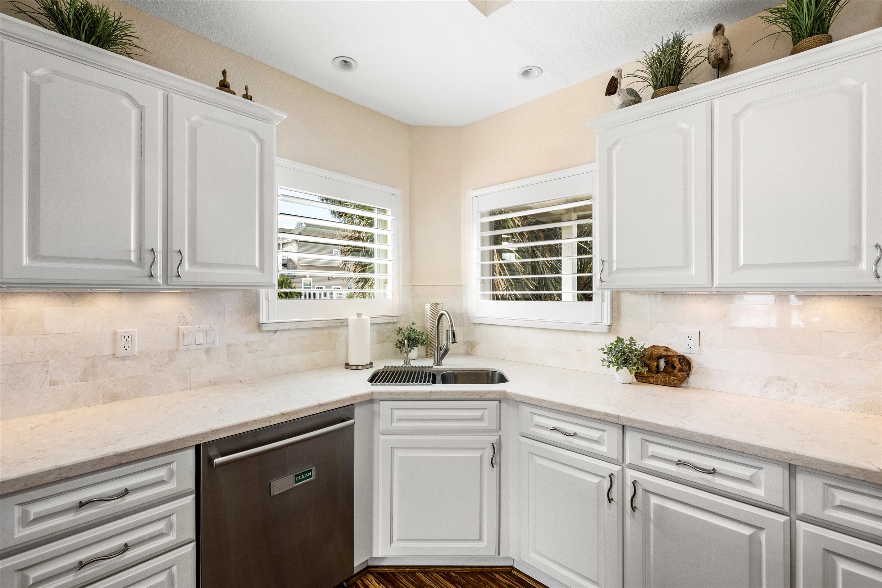 Dining made easy and inviting.