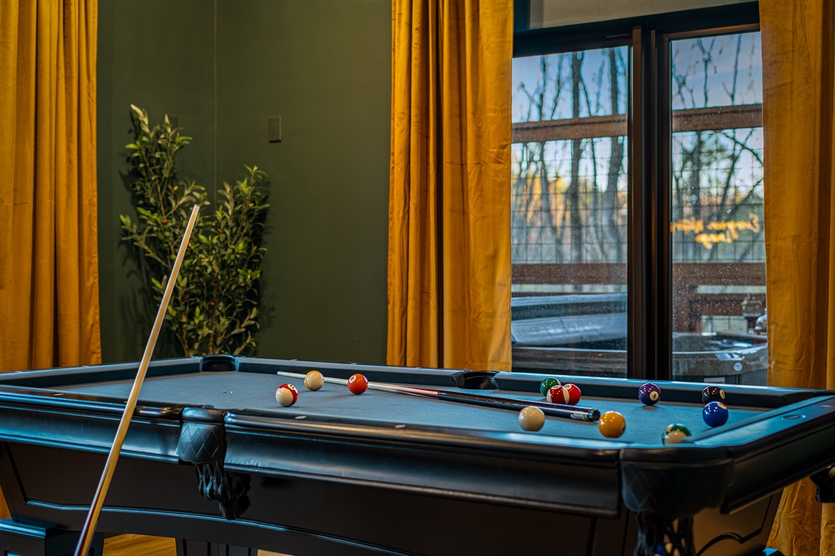 Lounge Pool Table