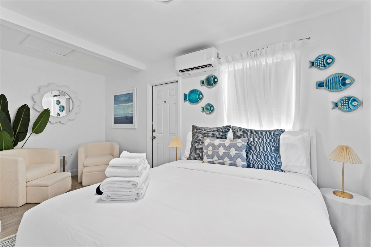 Coastal serenity meets boutique luxury in this beautifully curated retreat.