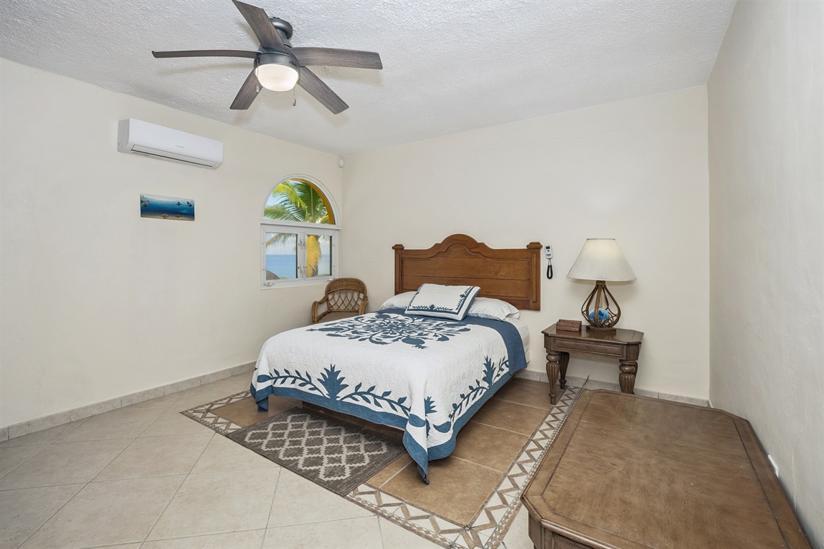 Bedroom 4, Queen Bed, and Shared Bathroom