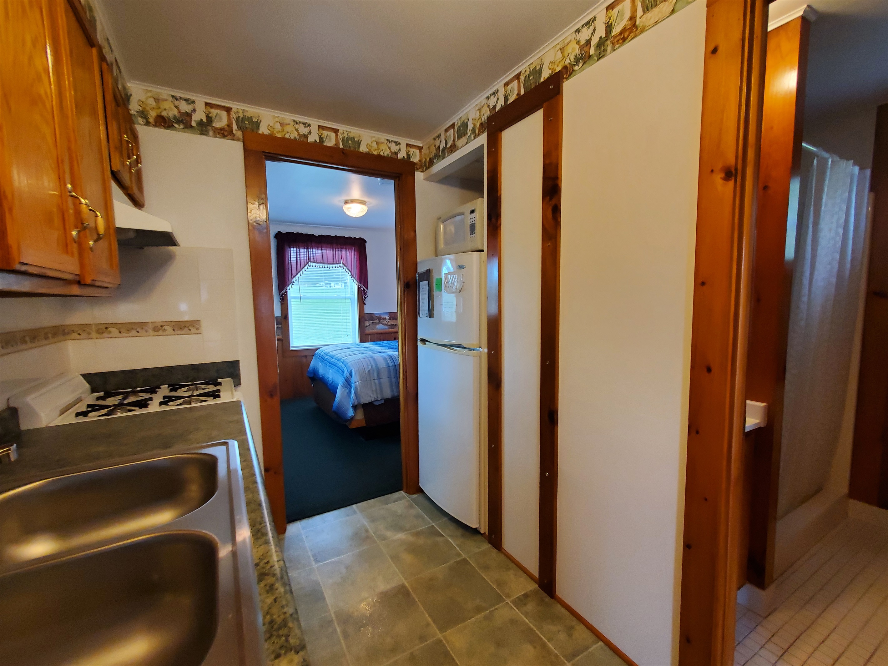 Kitchen into Queen #1