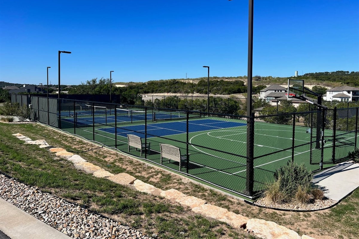 Trailhead Club Pickle Ball Courts