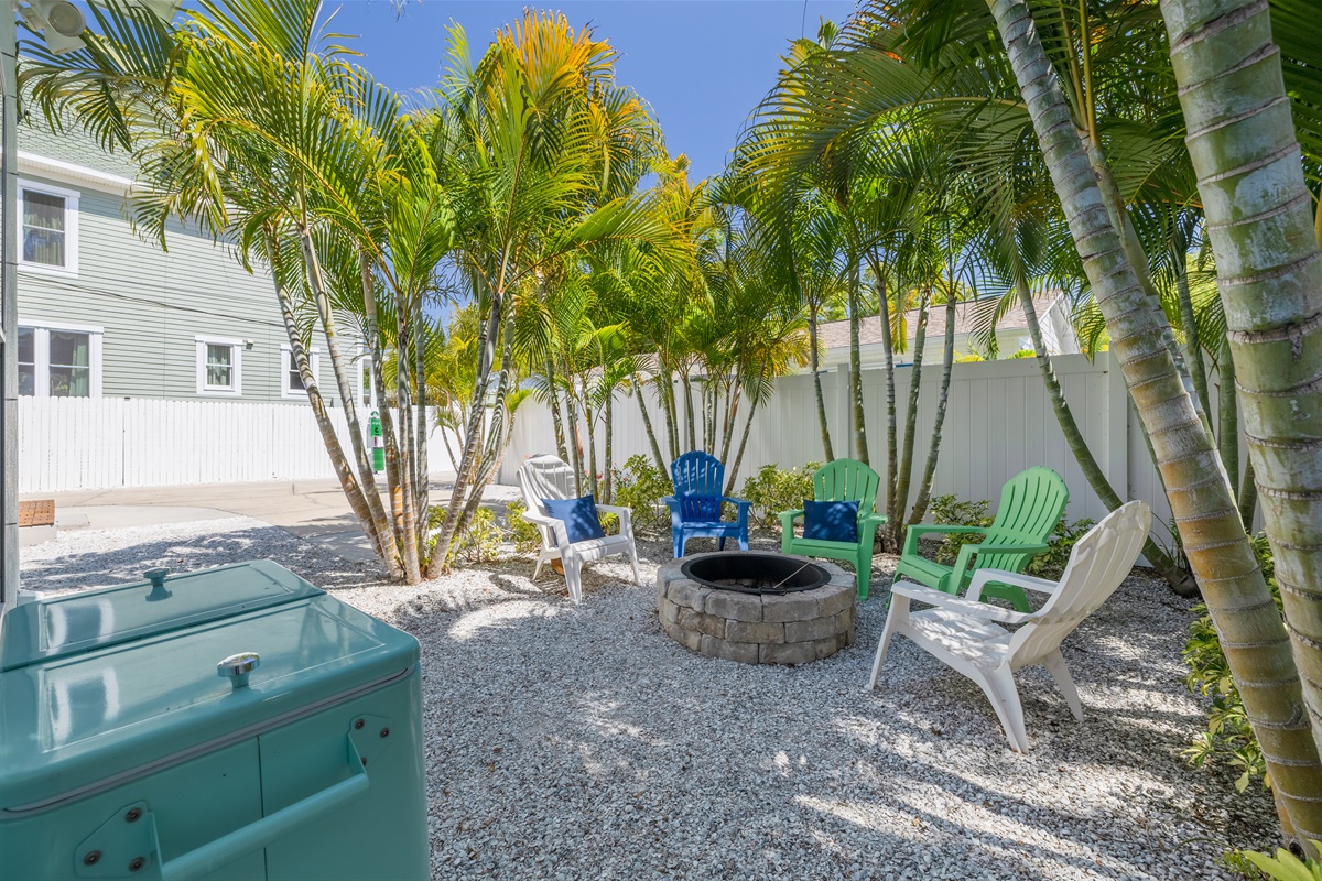 Back/ private sitting area with firepit
